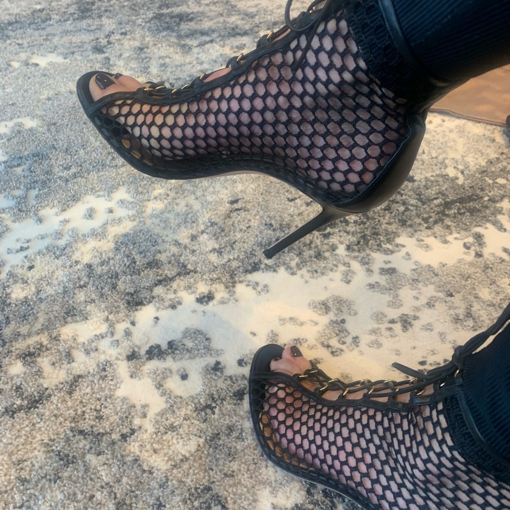 Gianvito Rossi Helena Caged Bootie - Picture 8 of 8